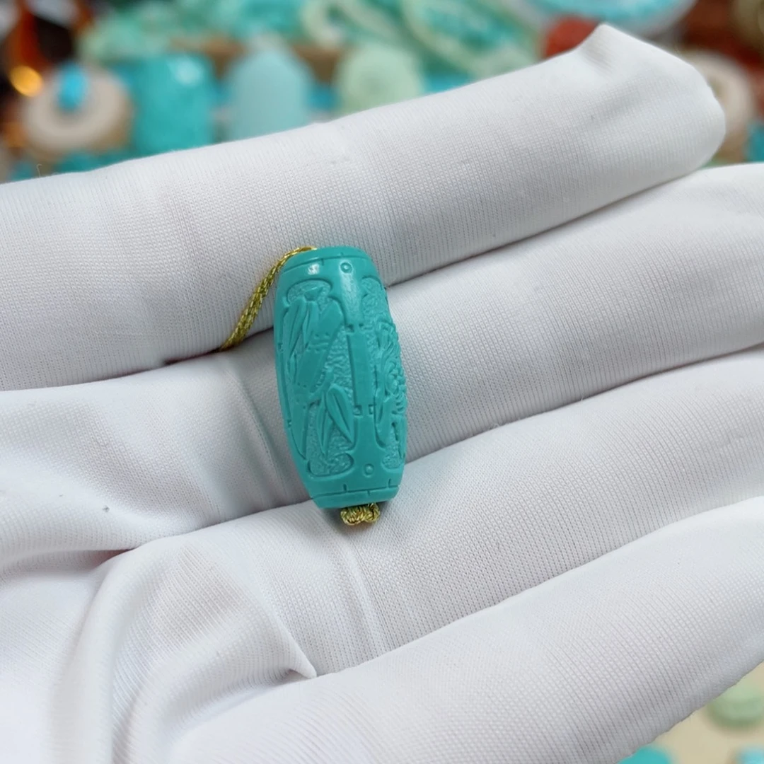 绿松石未镶嵌珠宝奇石