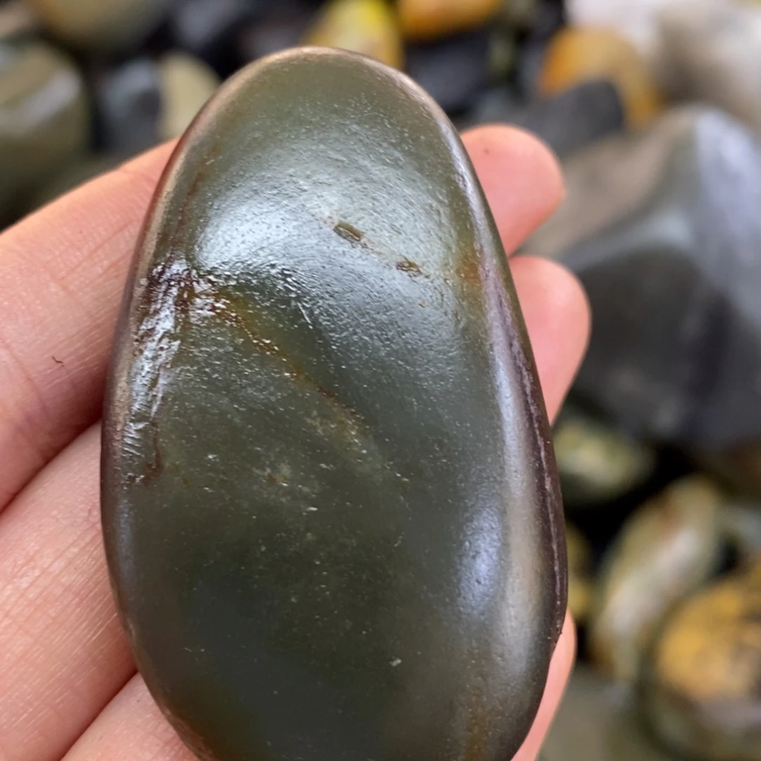 未镶嵌和田玉摆件