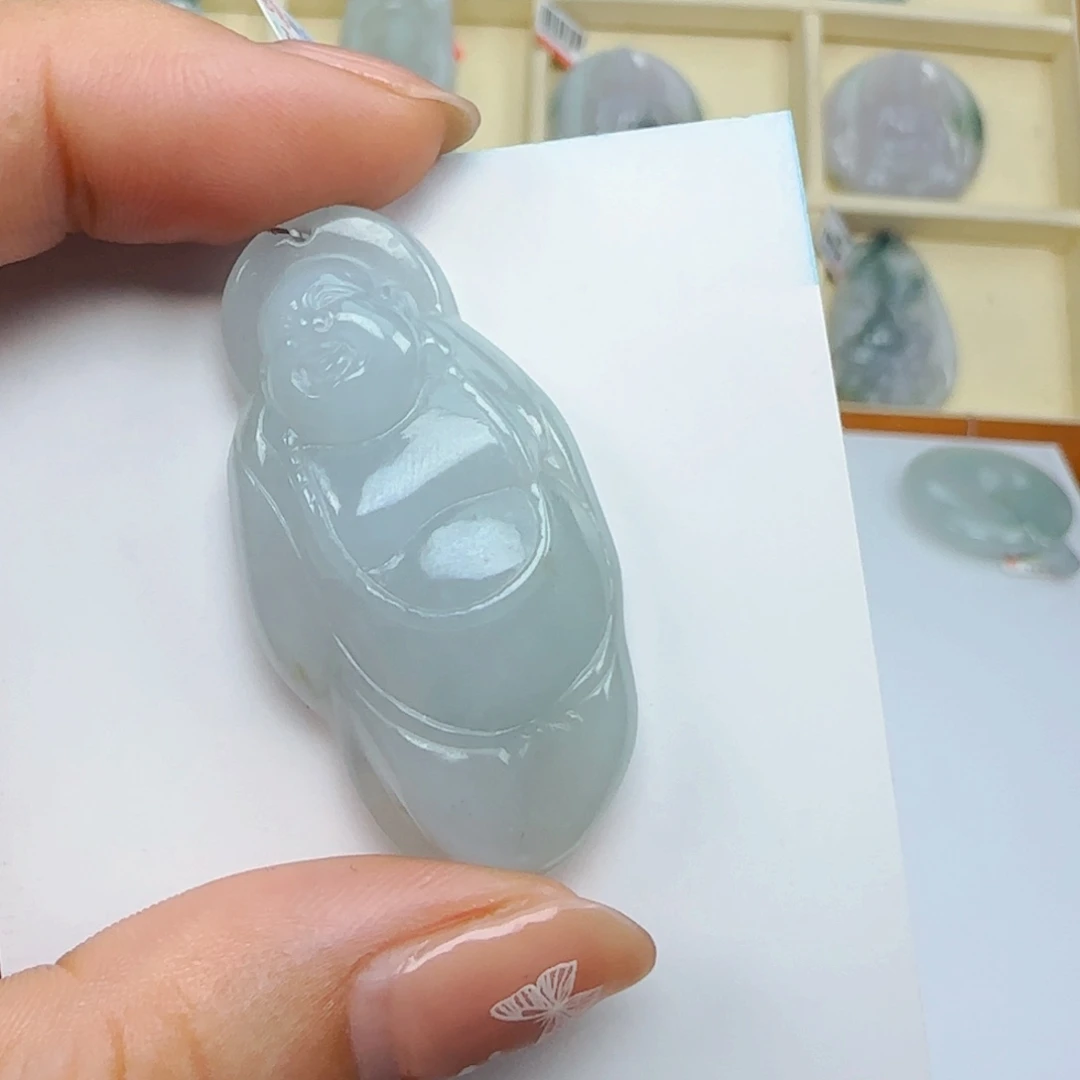 翡翠未镶嵌颈饰