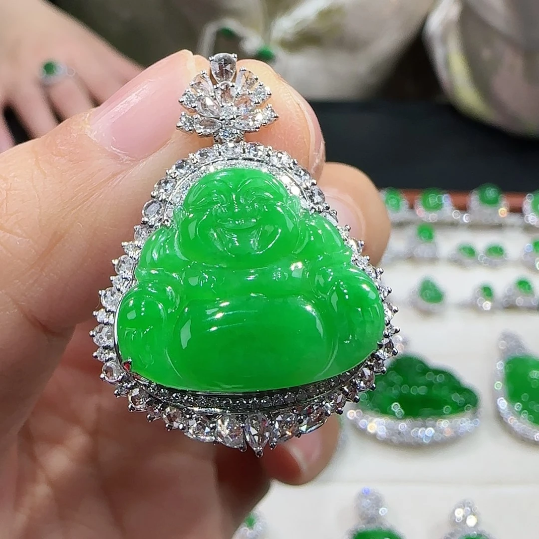 翡翠吊坠(不含链)18K金镶嵌?***i