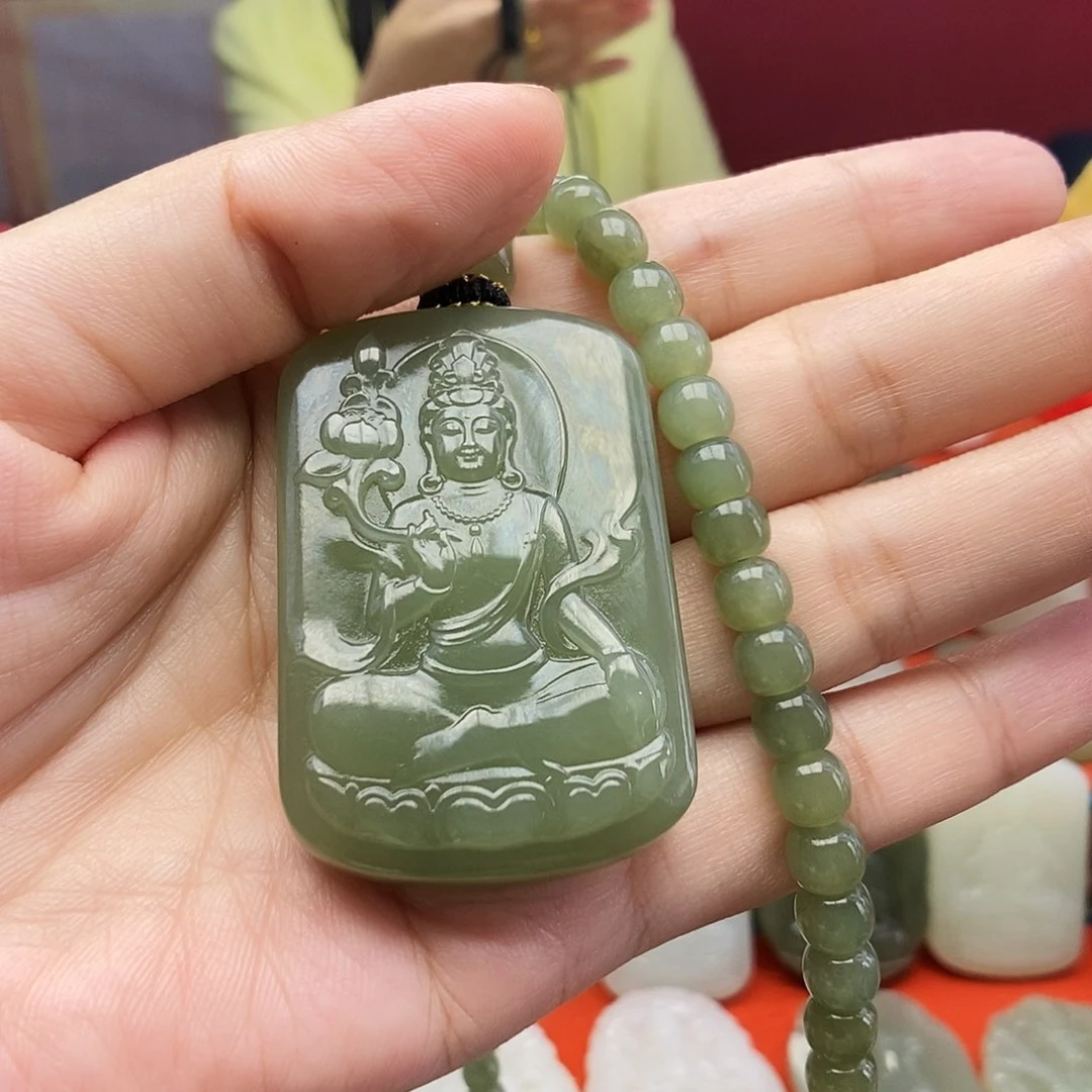 颈饰未镶嵌和田玉