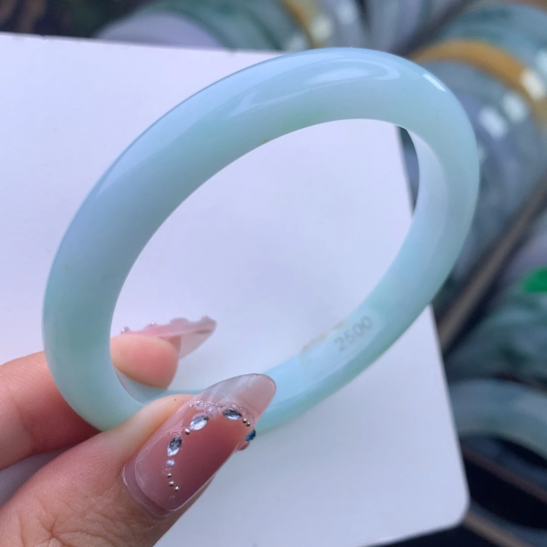 翡翠未镶嵌手镯正圈51-52