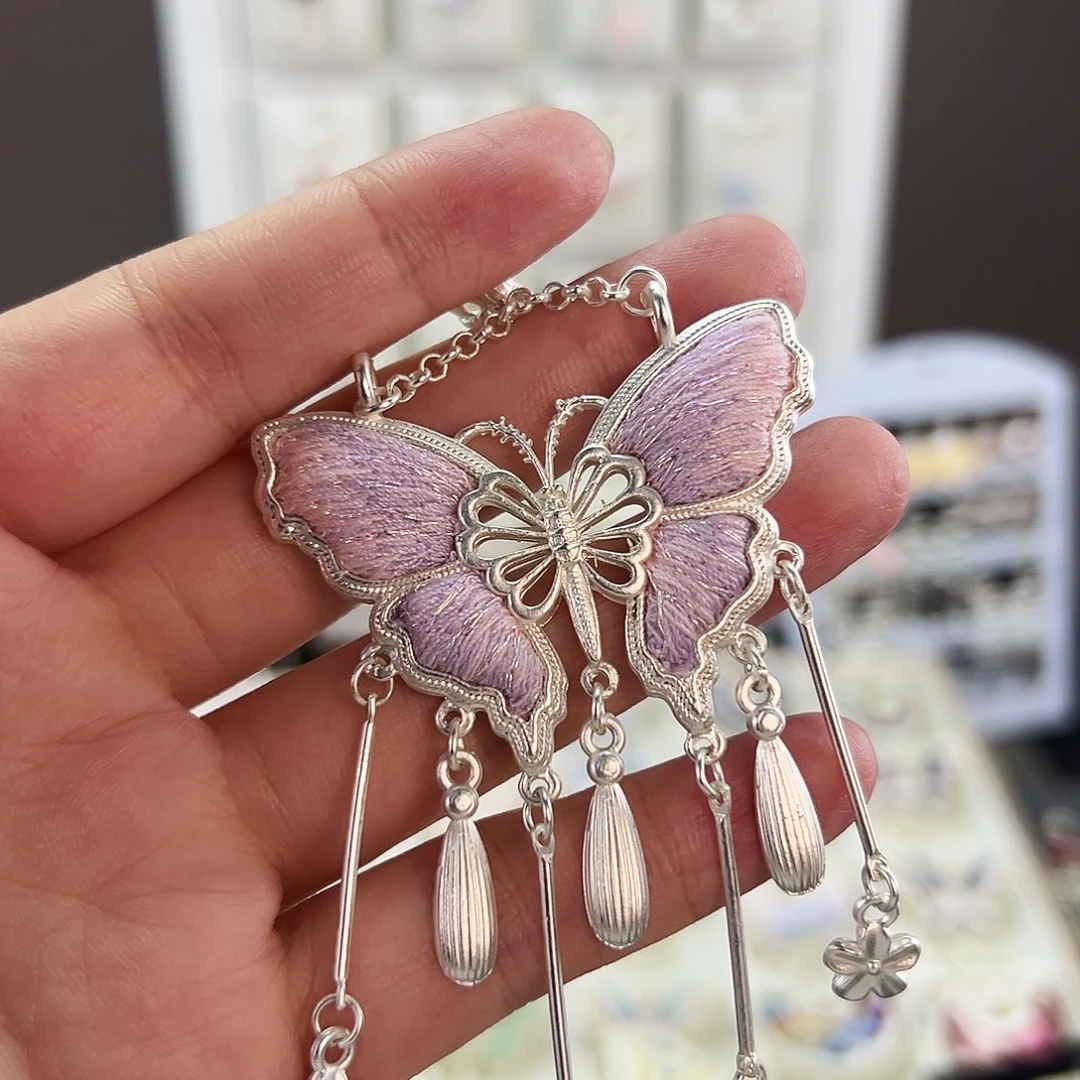 布艺合金蝴蝶吊坠9