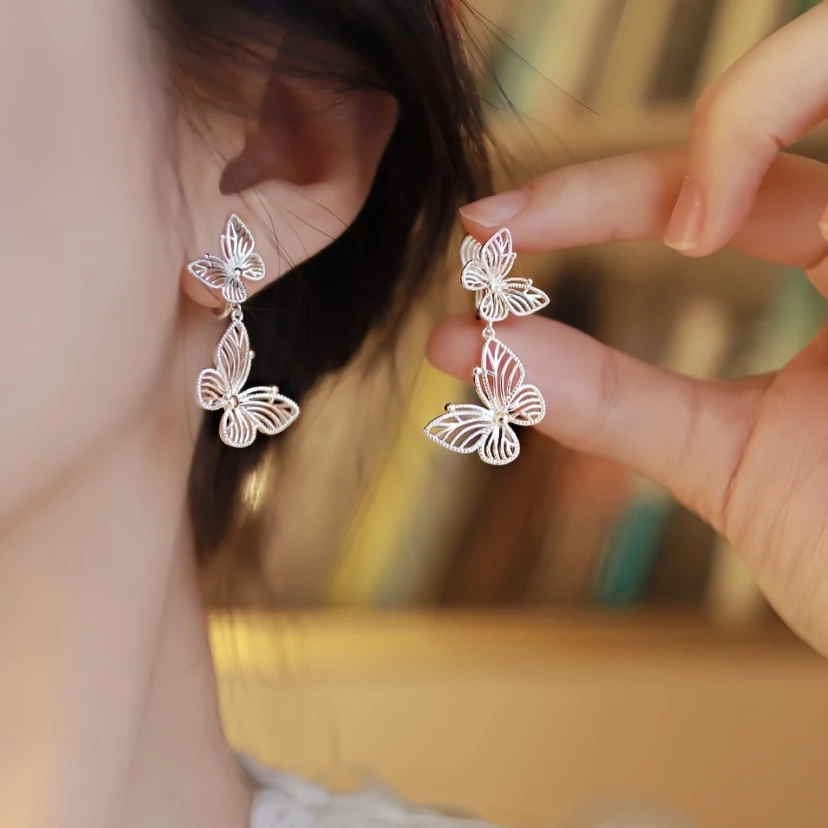 铜合金耳饰 H574银色蝴蝶镂空意大利原版定制蚊香盘耳夹小众轻奢