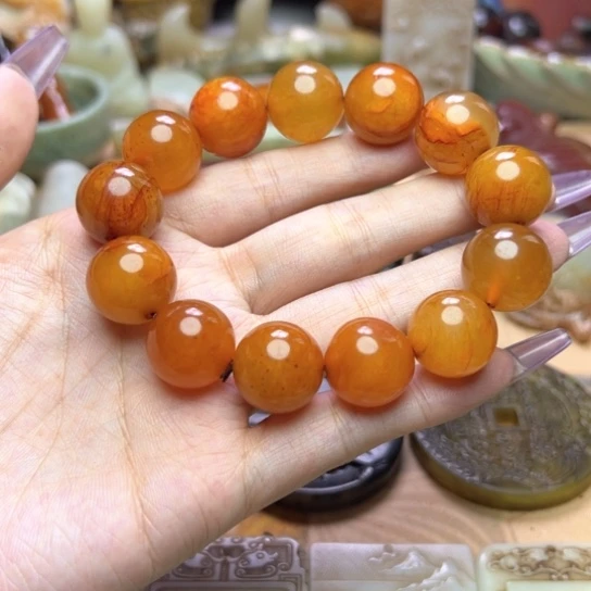 未镶嵌蛇纹石玉颈饰