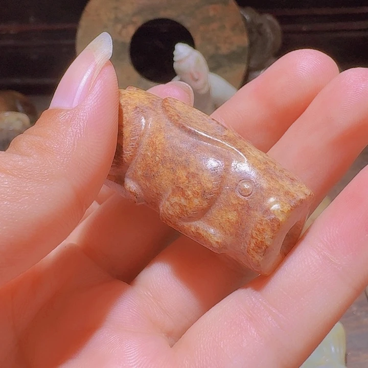 荣***堂和田玉未镶嵌挂件