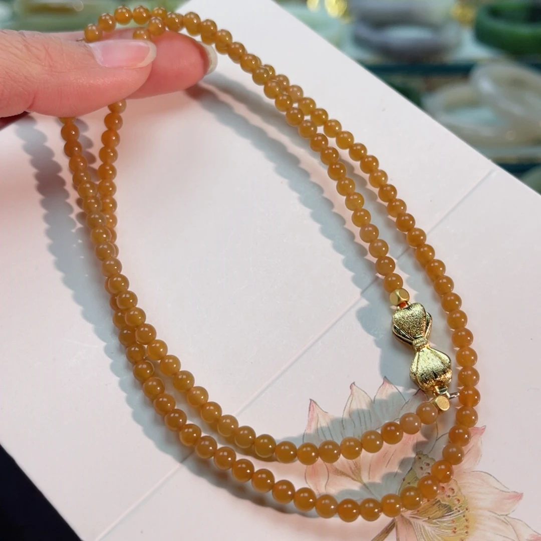 和田玉（糖玉）颈饰未镶嵌