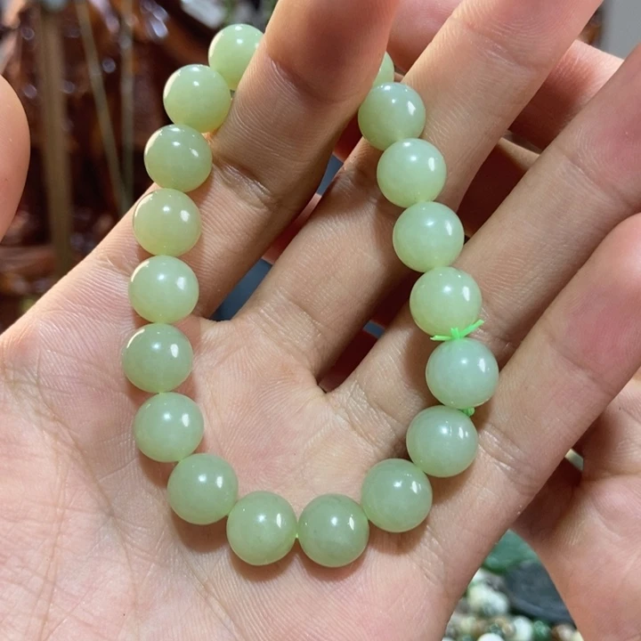 赤***代和田玉未镶嵌吊坠(不含链)