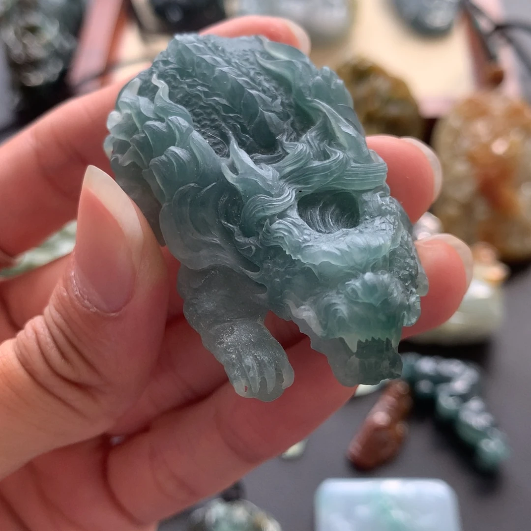 翡翠未镶嵌颈饰龙龟