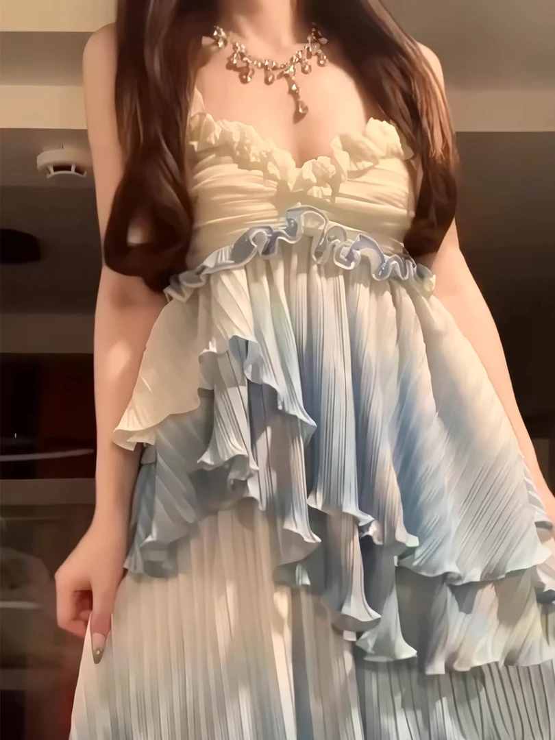 2025新款海洋蓝白渐变印花不规则套装氛围感吊带上衣半身裙两件套