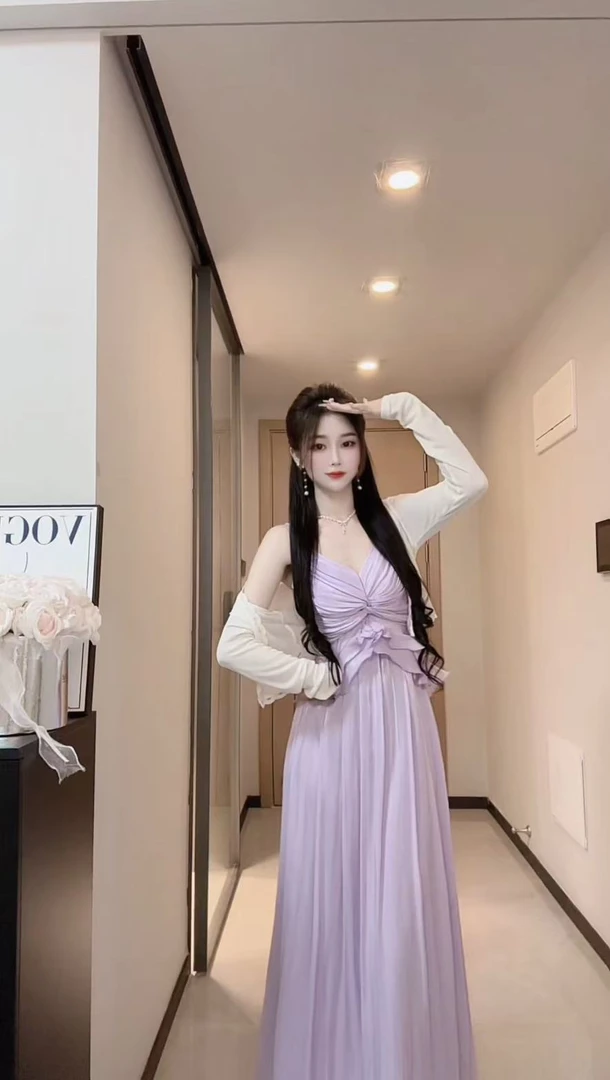 法式绝美露背吊带裙收腰显瘦海边度假连衣裙防晒开衫时尚套装