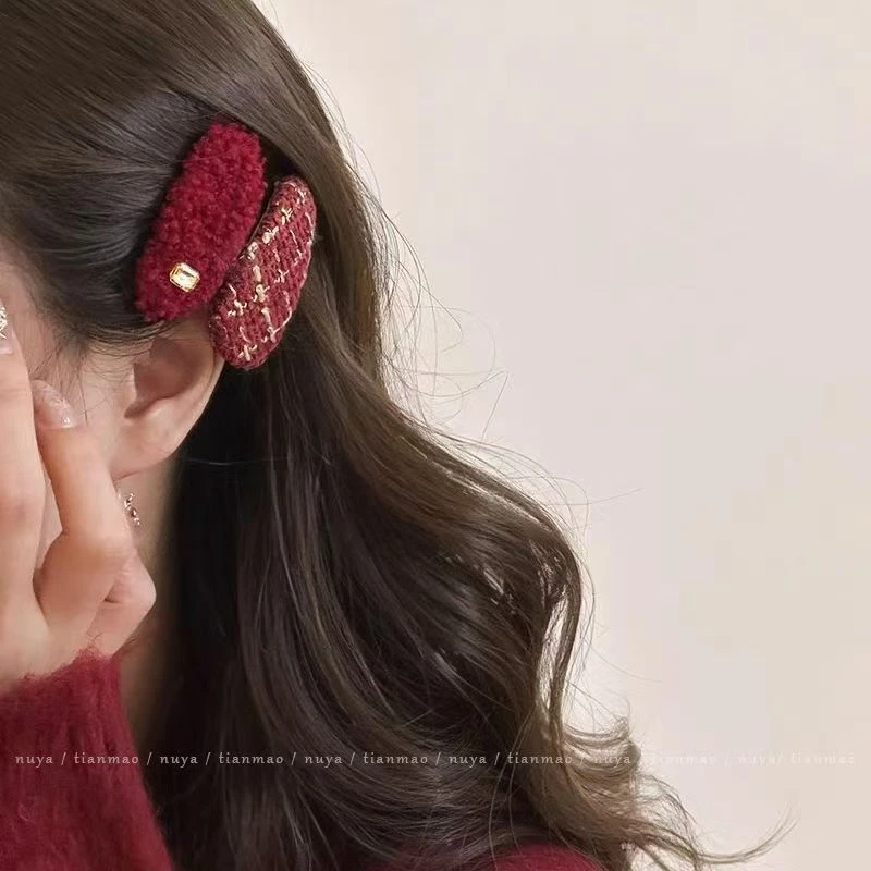 （一对装）新年红色毛毛刘海发夹女发卡a