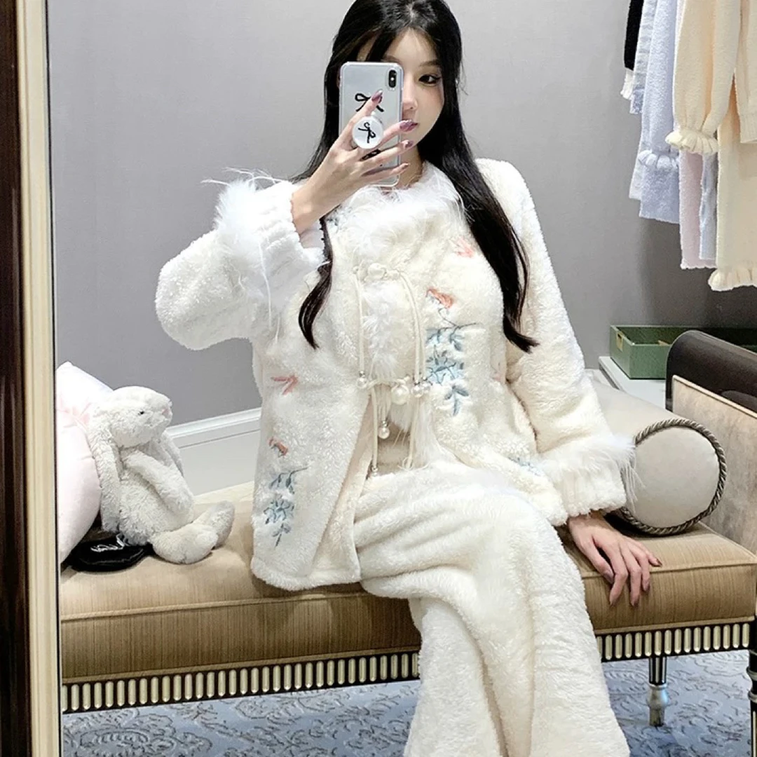 2025新款珊瑚绒睡衣女秋冬季国风可外穿加绒加厚甜美家居服套装冬