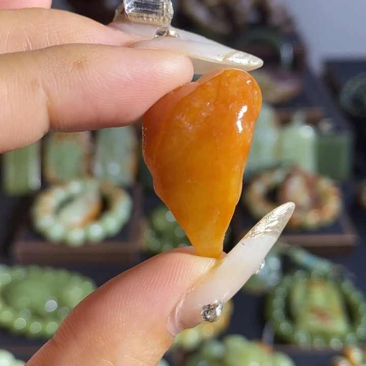 和田玉未镶嵌吊坠(不含链)