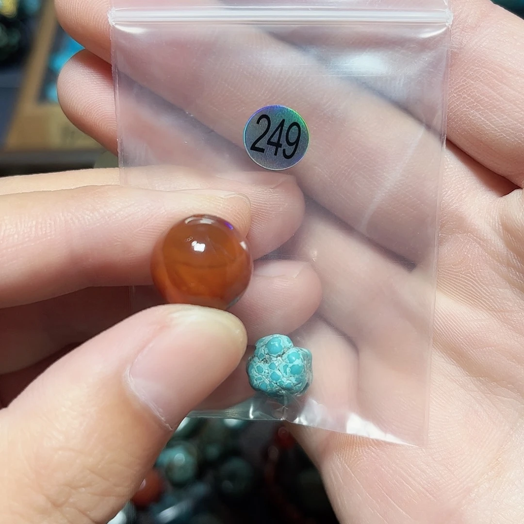 M***r玛瑙/玉髓未镶嵌圆珠桶珠老型手串！！