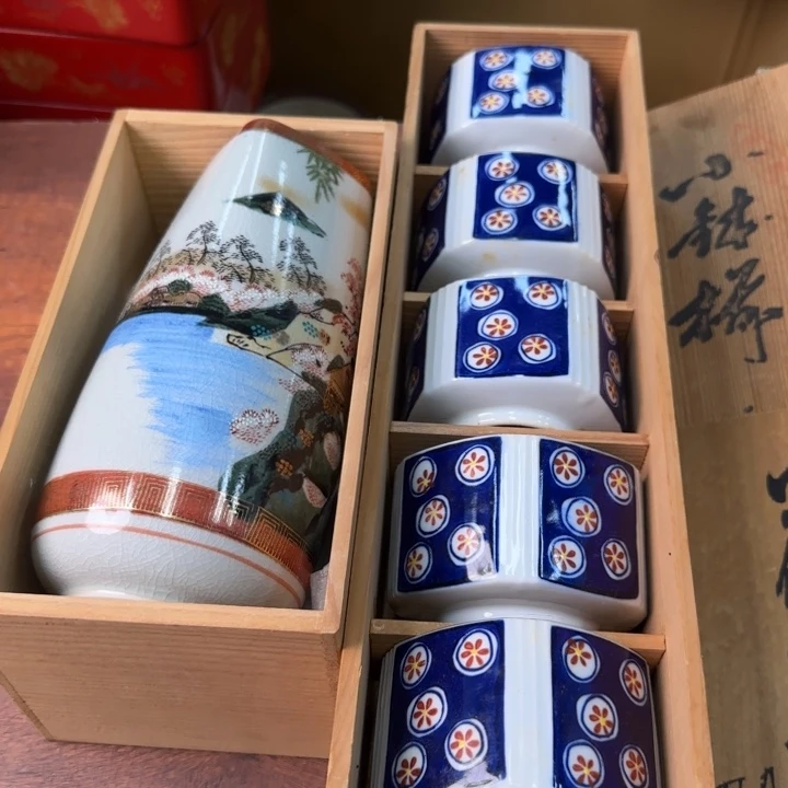 一个陶瓷物件哈哈哈哈