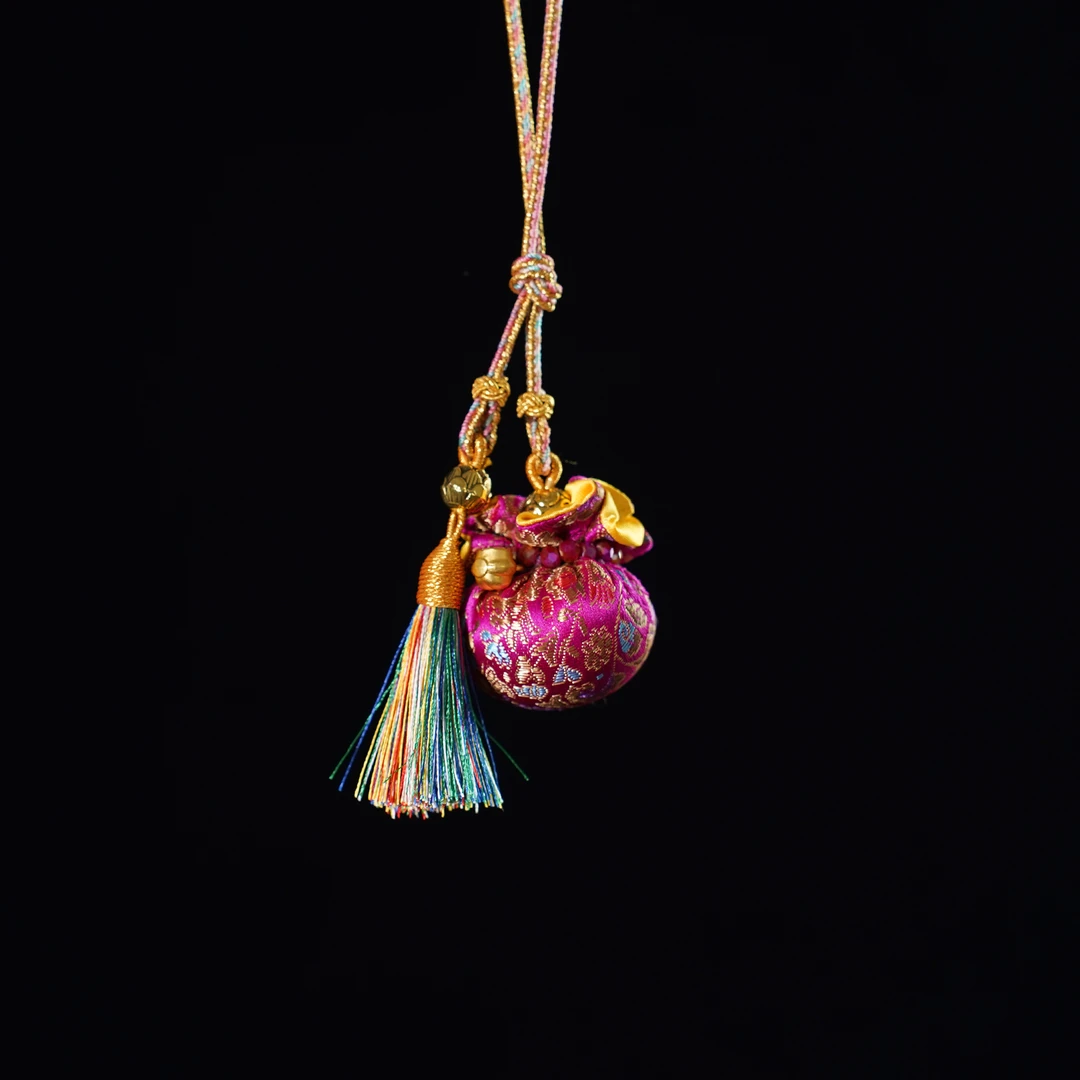 非金属布艺吊坠 荷包祈福随身香袋汽车挂饰中式福袋中国风