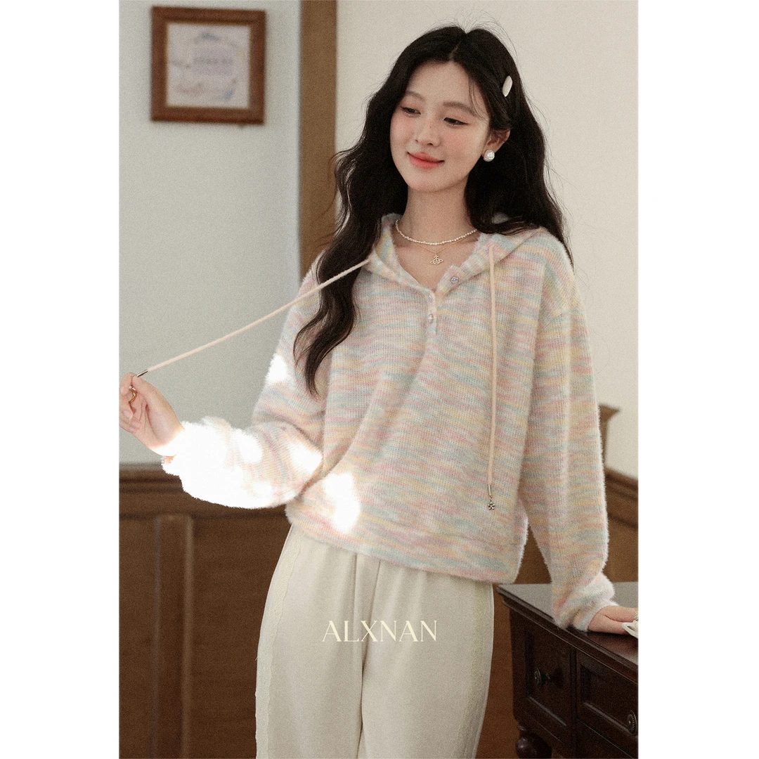 鹿向南「霓虹烬霭」彩虹色连帽针织卫衣女初秋宽松慵懒短款外套