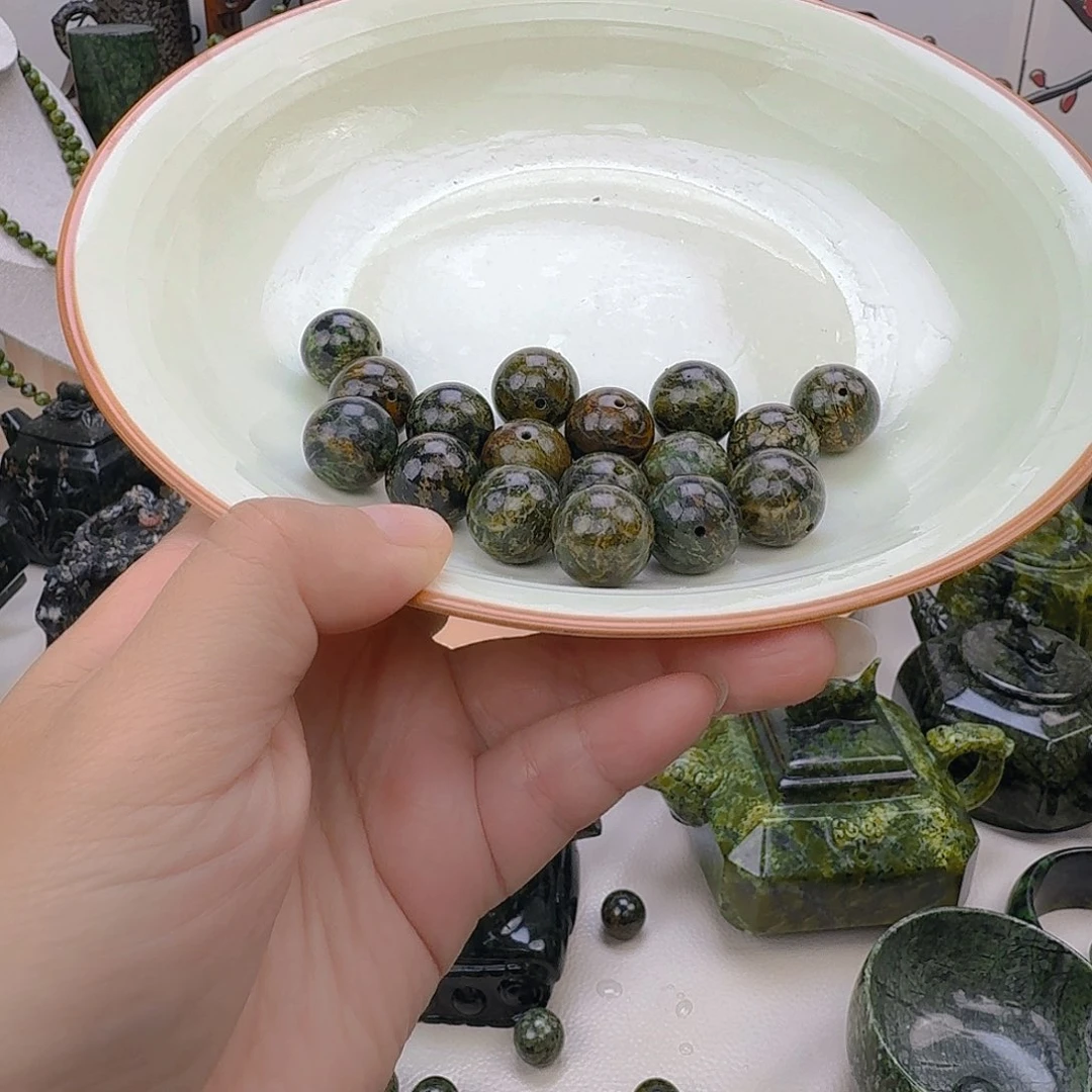 杨***士蛇纹石玉未镶嵌藏玉药王石精美手串