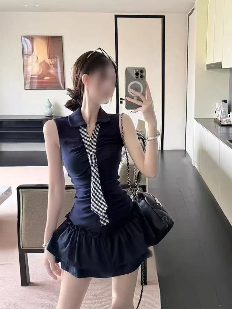 时尚套装显瘦短裙辣妹无袖夏季挂脖背心时尚吊带修身气质性感