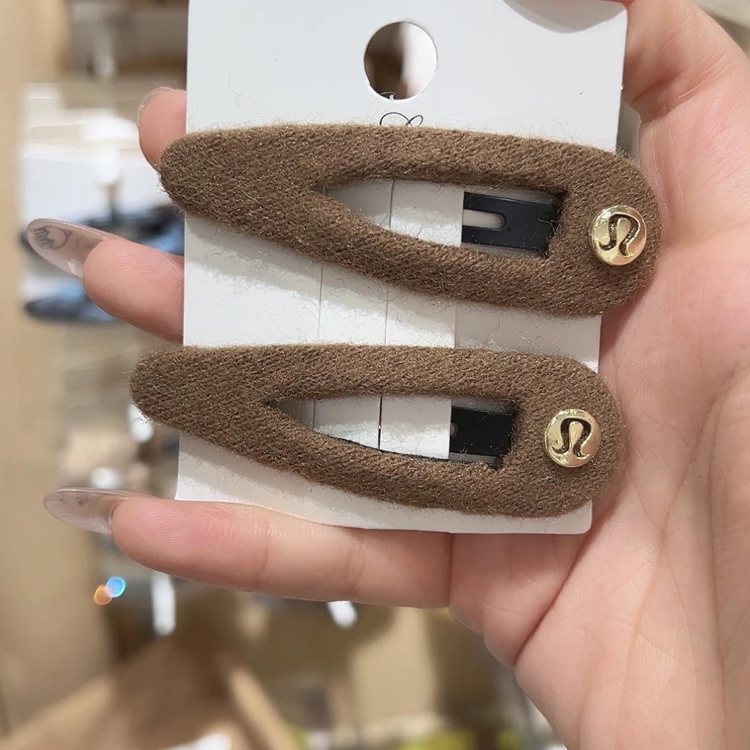 仿珍珠非金属咖色露掰掰夹