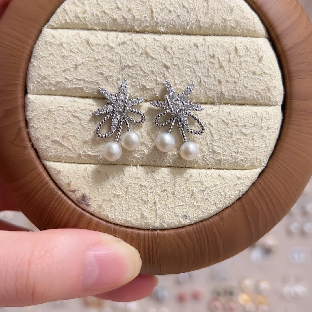 银S925镶嵌耳饰淡水珍珠