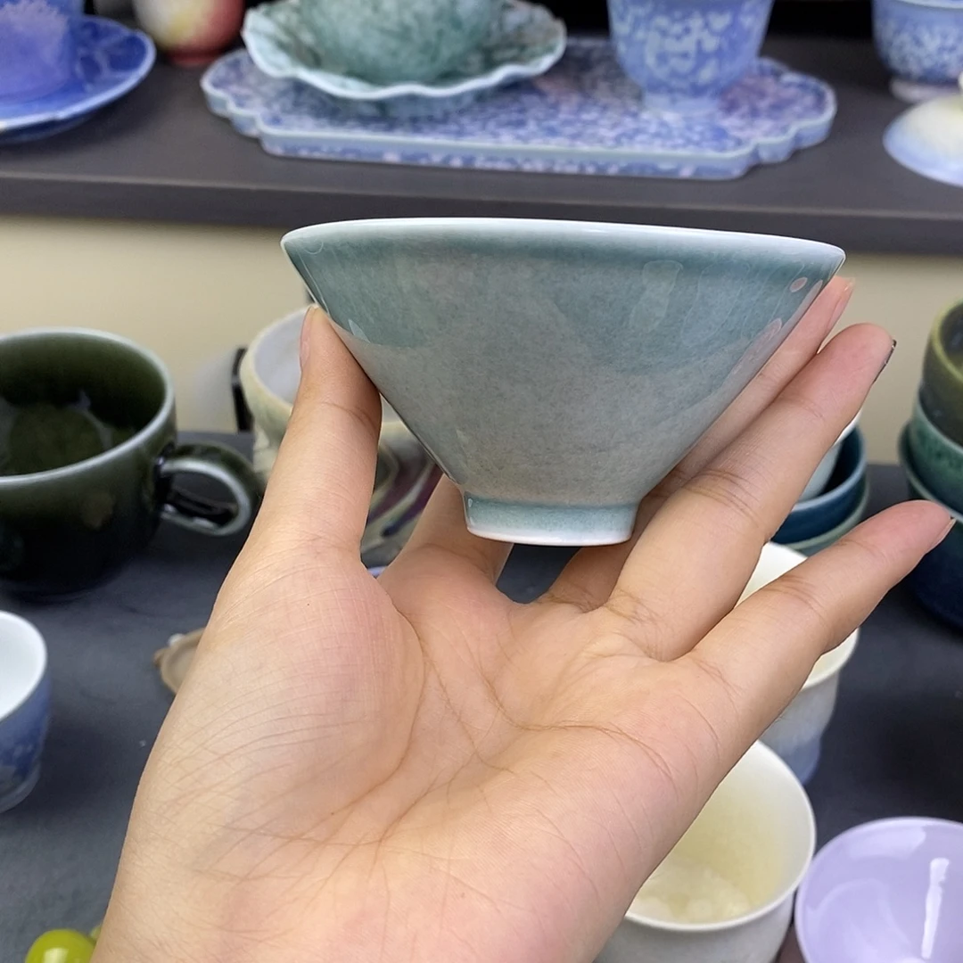 景德镇高温颜色釉斗笠杯