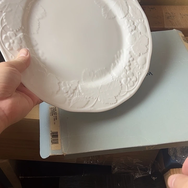 瓷片瓷器上分享一下图片中
