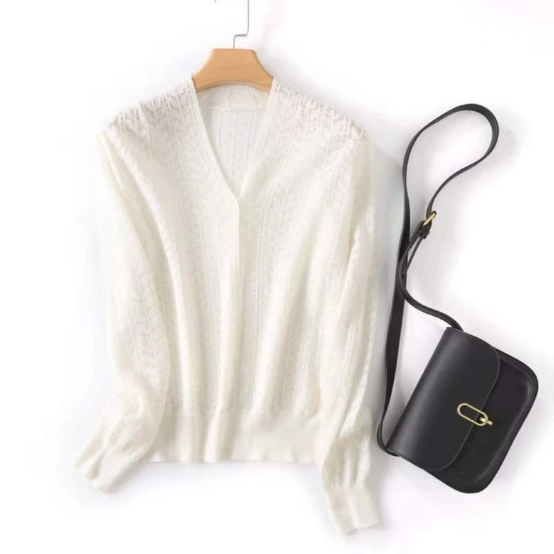 早秋新品纯色花纹V领气质显瘦精致时尚上衣套头女-HJ888