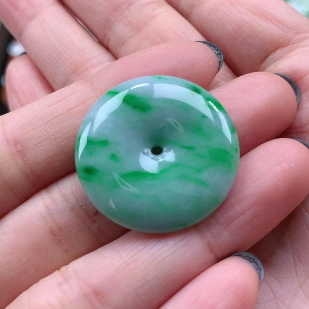 翡翠吊坠(不含链)未镶嵌平安扣