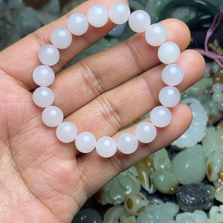 R***b和田玉未镶嵌手链