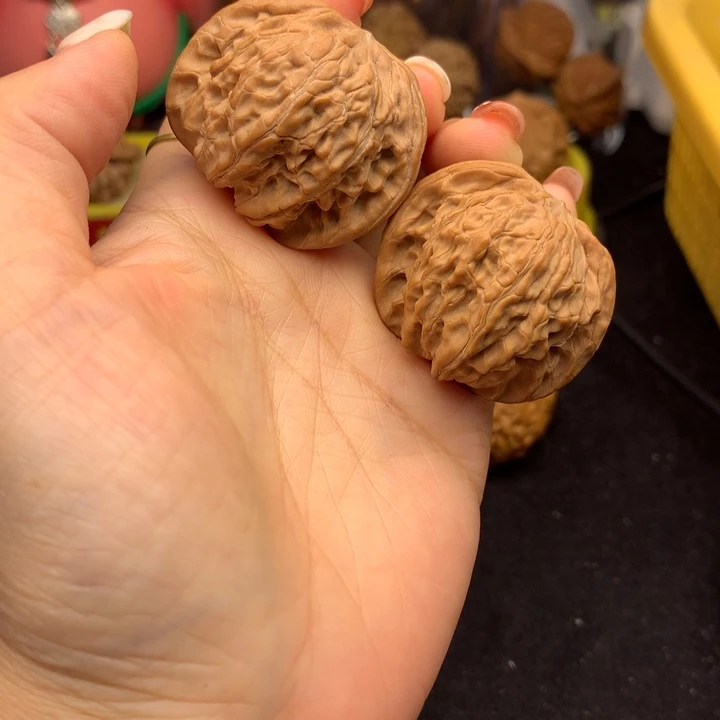 文玩核桃吊坠磨盘