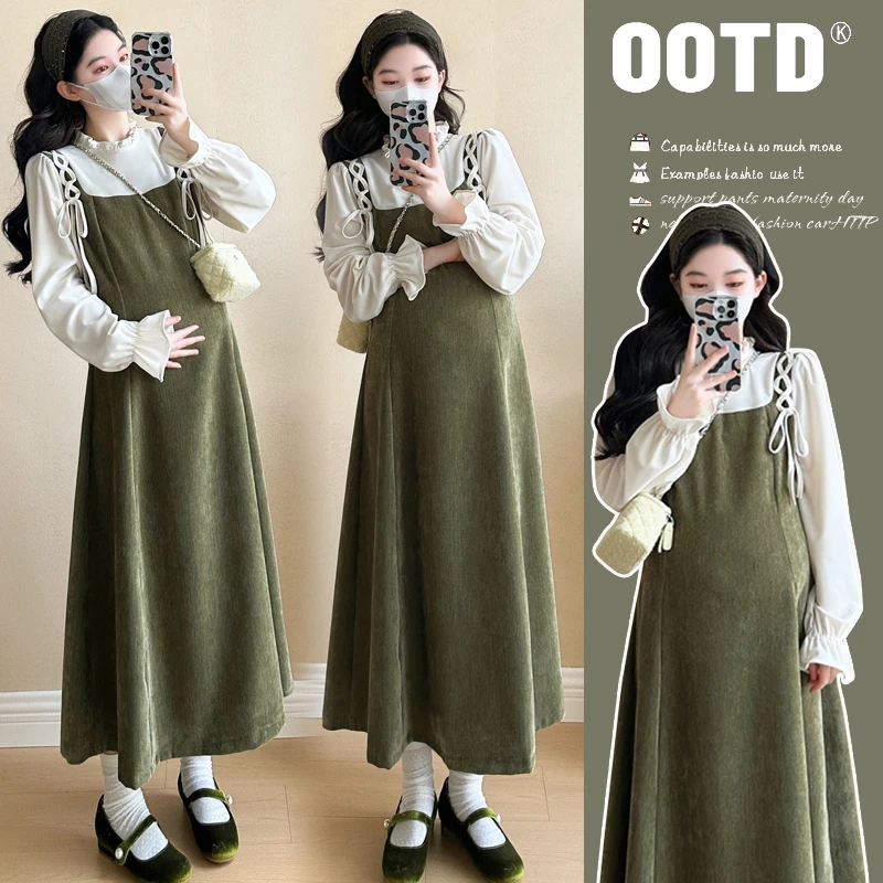 2025绿光森林秋冬法式复古假两件木耳边领孕妇装连衣裙绿色长裙子