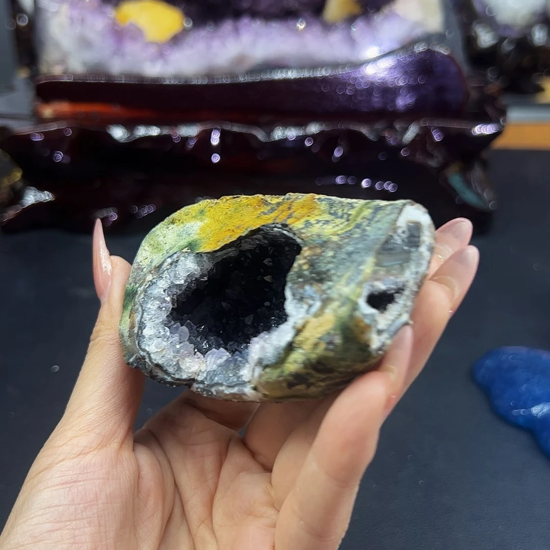 石材晶体大型摆件未镶嵌