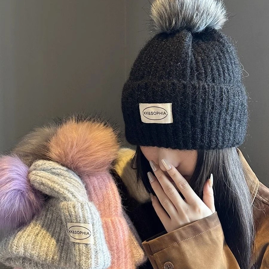 糖果色贴标毛球针织帽女秋冬季加厚保暖护耳宽松百搭套头毛线帽子