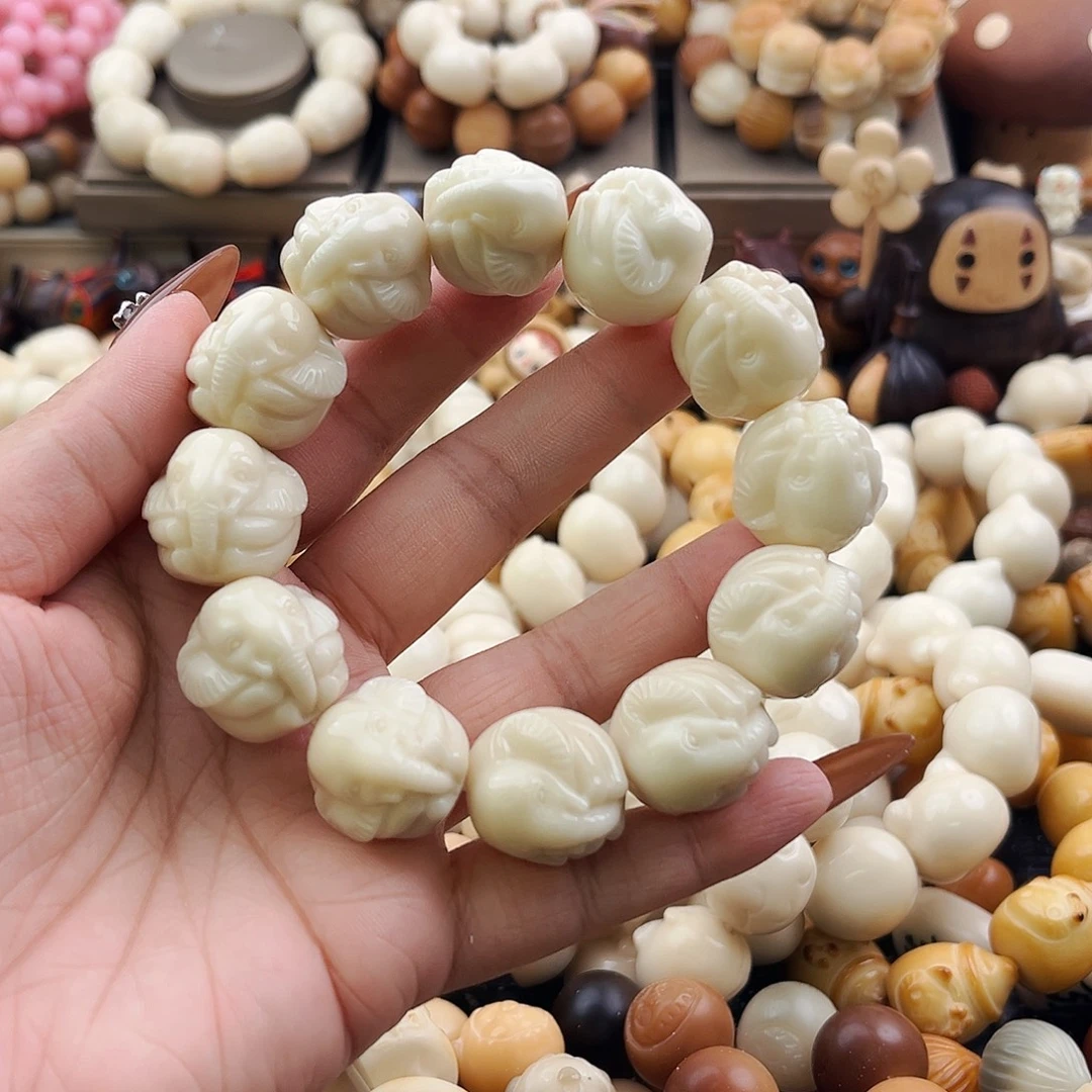吊坠菩提根/象牙果小象