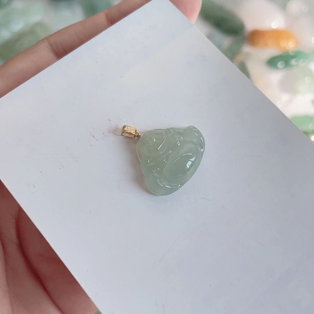 翡翠未镶嵌颈饰小佛公
