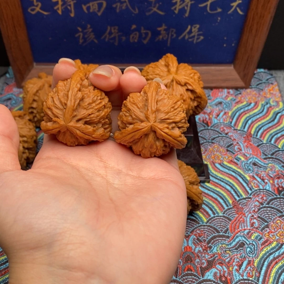 【闪购商品】─****⌵白狮