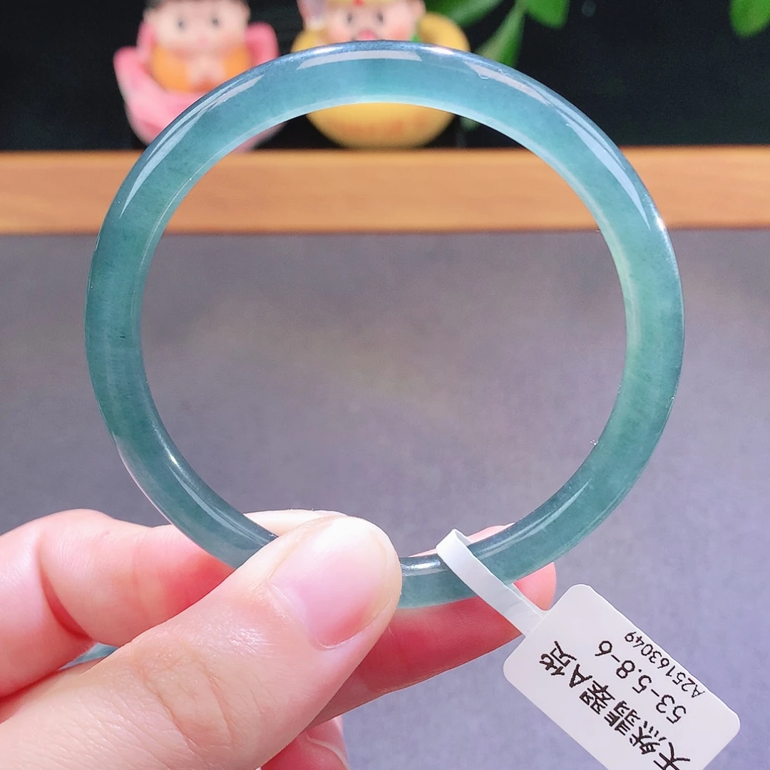 翡翠未镶嵌手镯天然翡翠