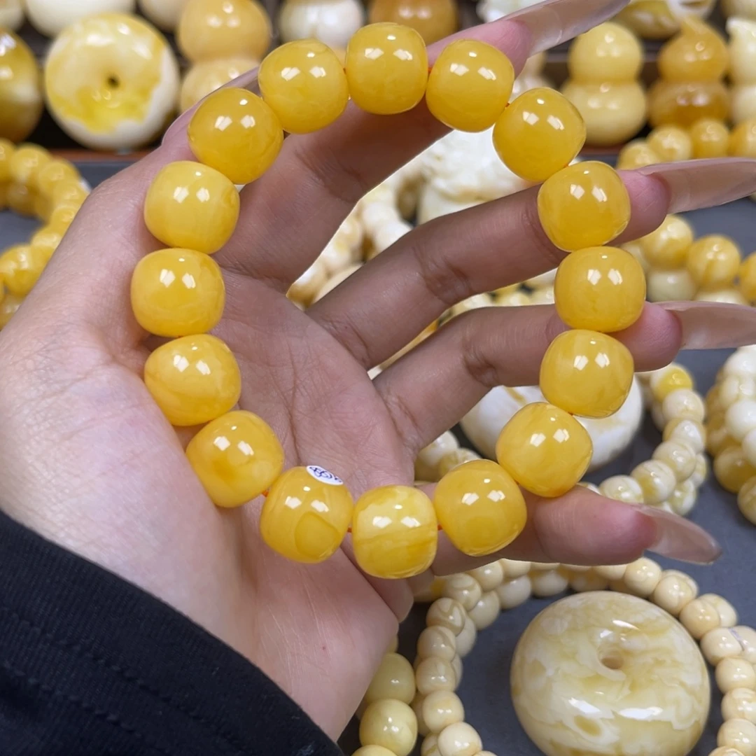 琥珀未镶嵌手串……