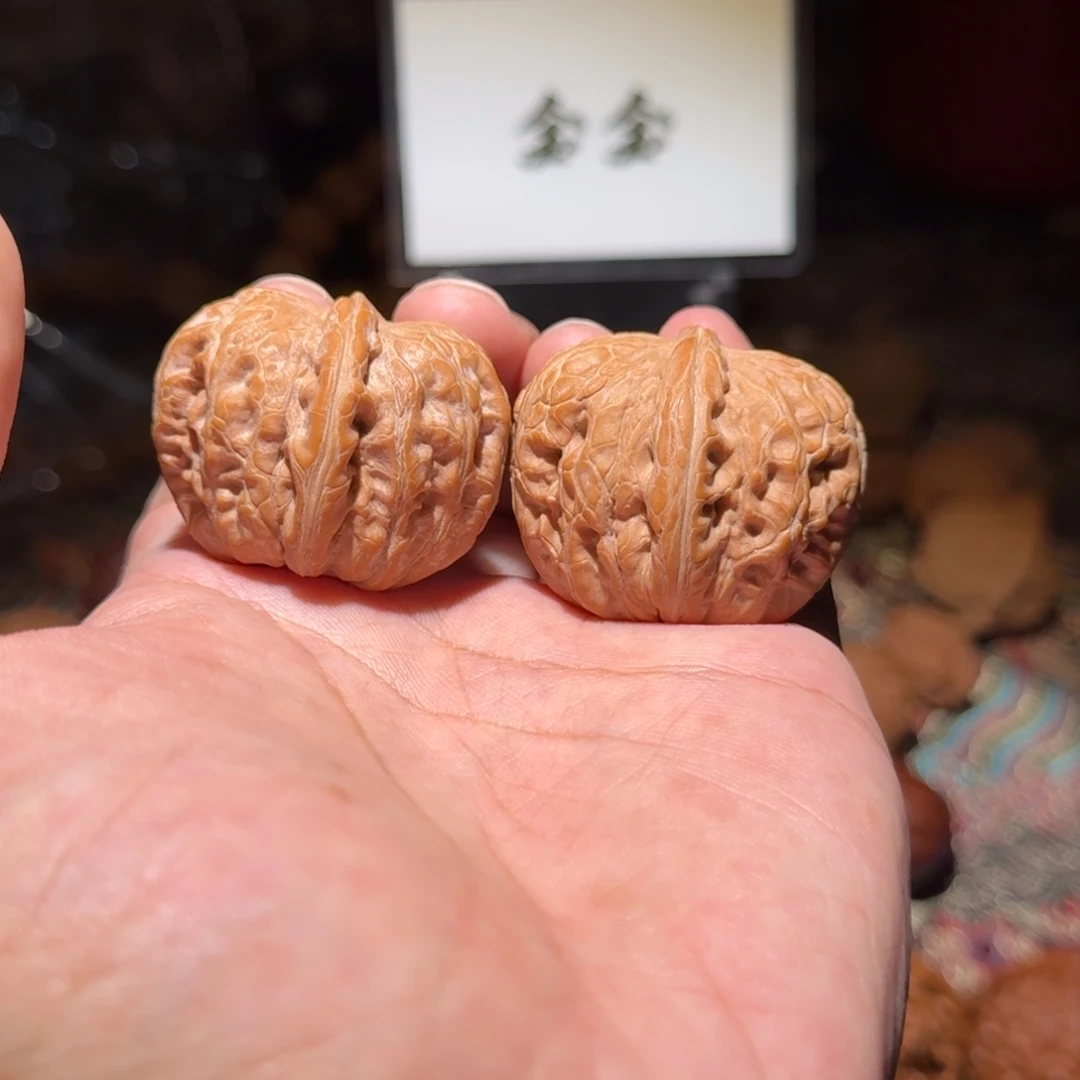 把件核桃1454平谷元宝，尺寸33 39 31.5