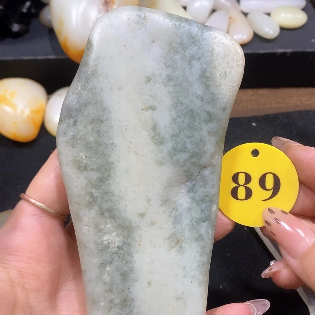 未镶嵌和田玉（糖玉）挂件