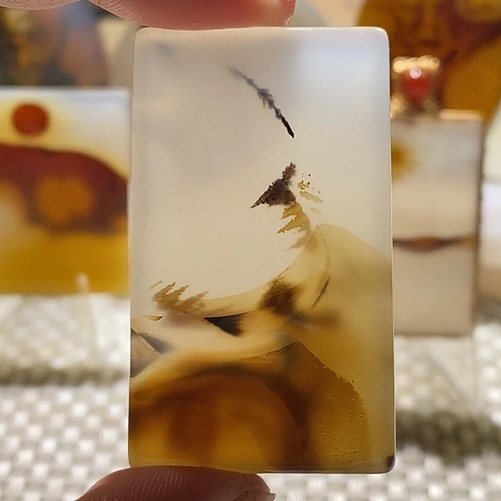 玛瑙/玉髓未镶嵌颈饰