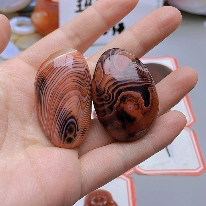 【闪购商品】玛瑙/玉髓未镶嵌珠宝半成品不***道
