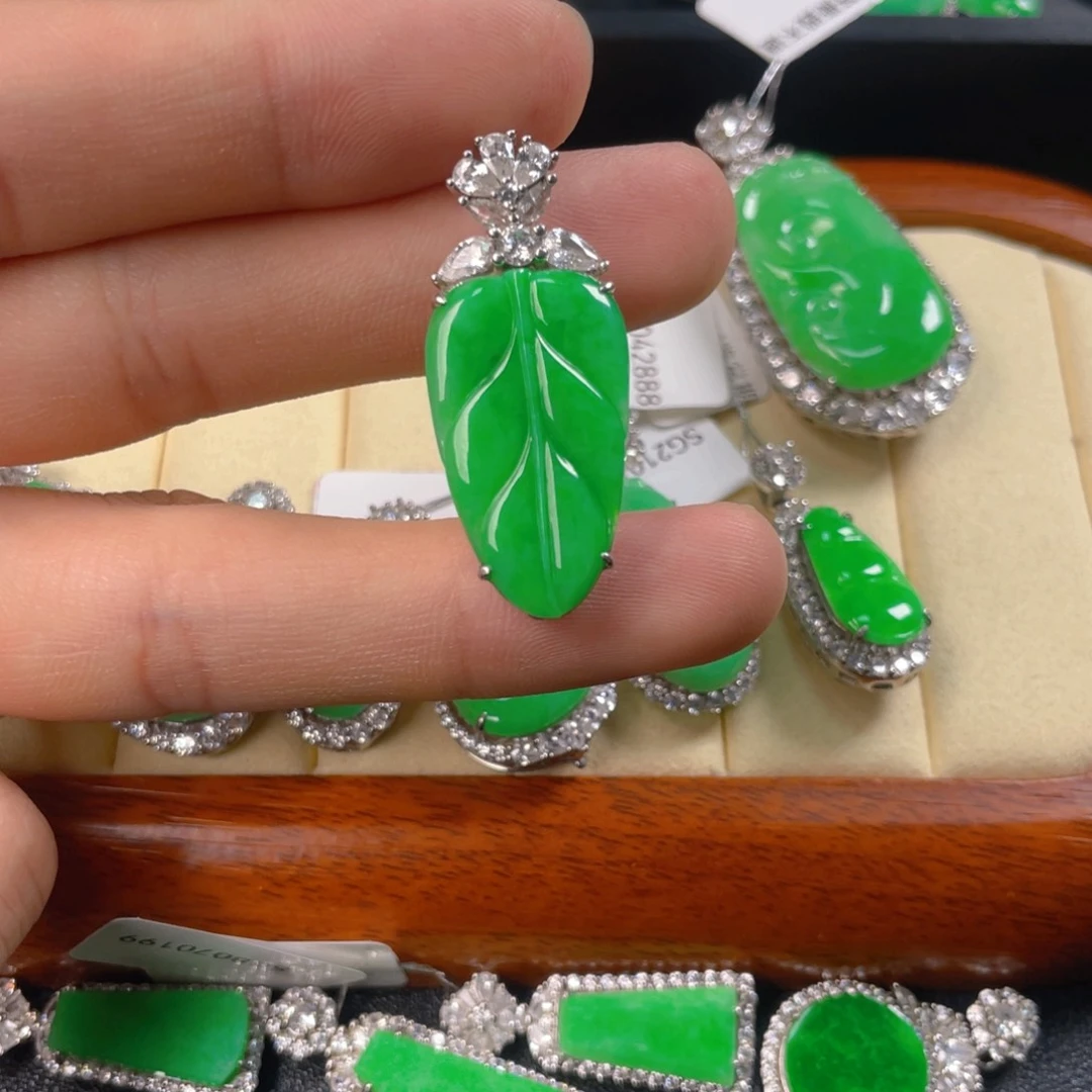 翡翠银S925镶嵌吊坠(不含链)