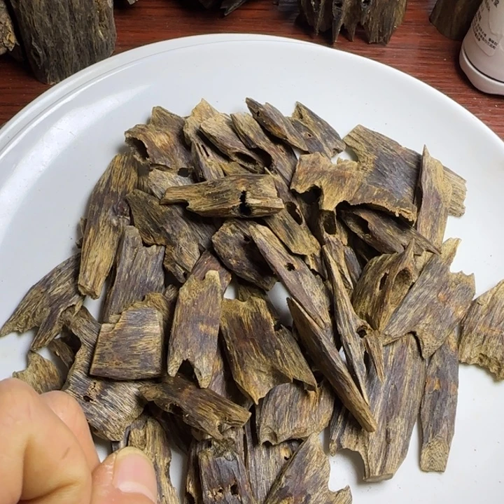 老***茶线香海南老白棋180克，以直播间为准