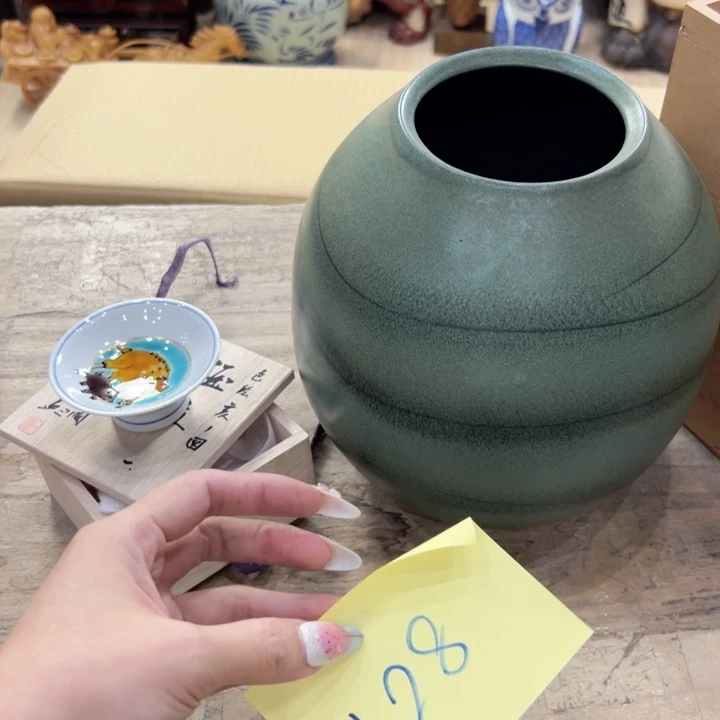瓷片陶瓷制品厂及纺织