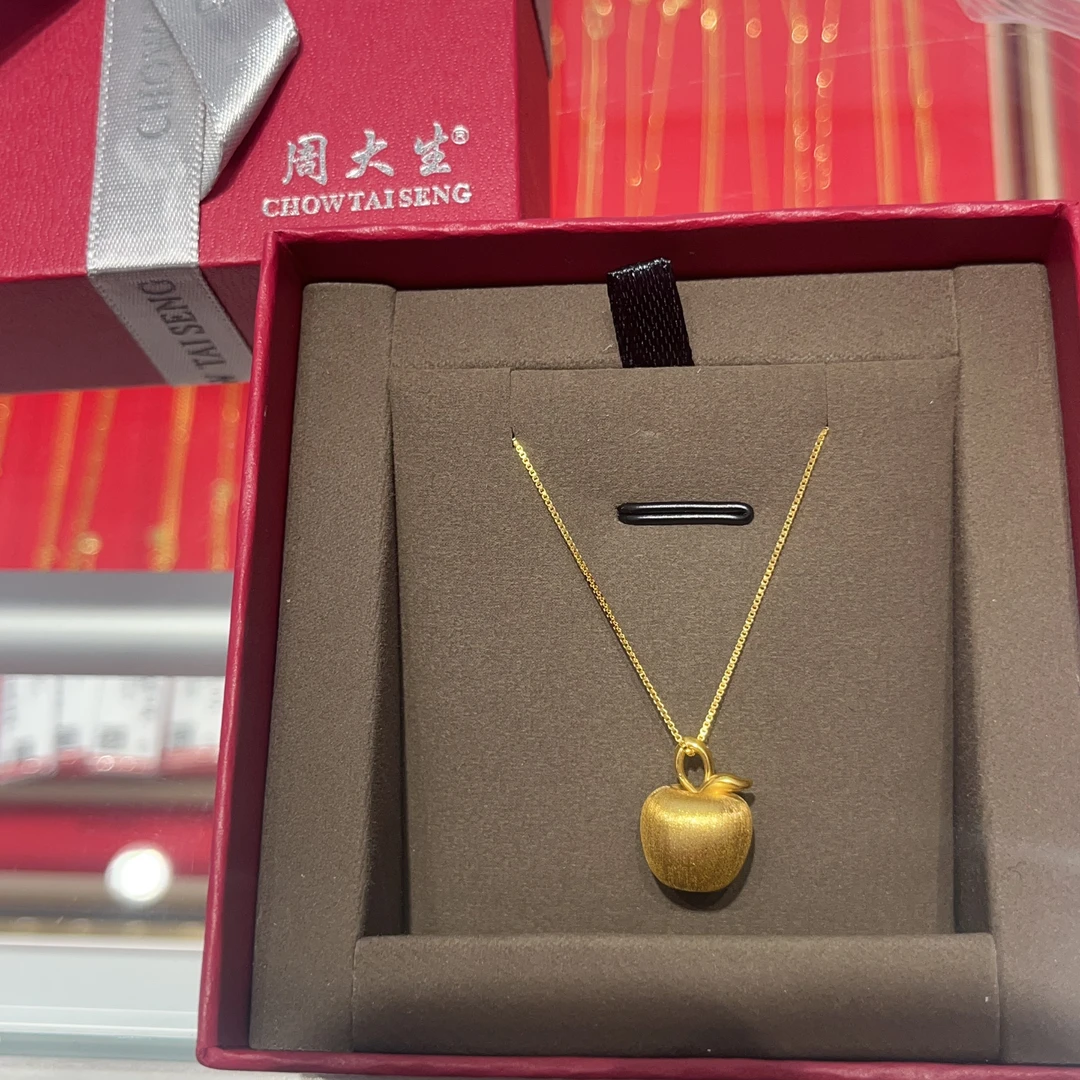 Chow Tai Seng/周大生下单赠银项链足金拉丝面苹果吊坠新年礼平安