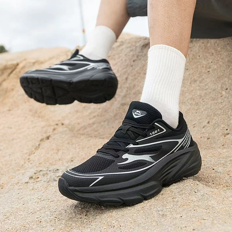 无品牌四季男女同款时尚鞋户外鞋轻便舒适情侣休闲鞋拍一发二