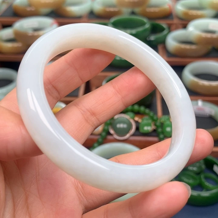 和田玉手镯未镶嵌60